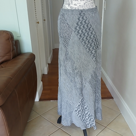 La Bottega Di Brunella 2 piece skirt and top - Picture 4 of 11